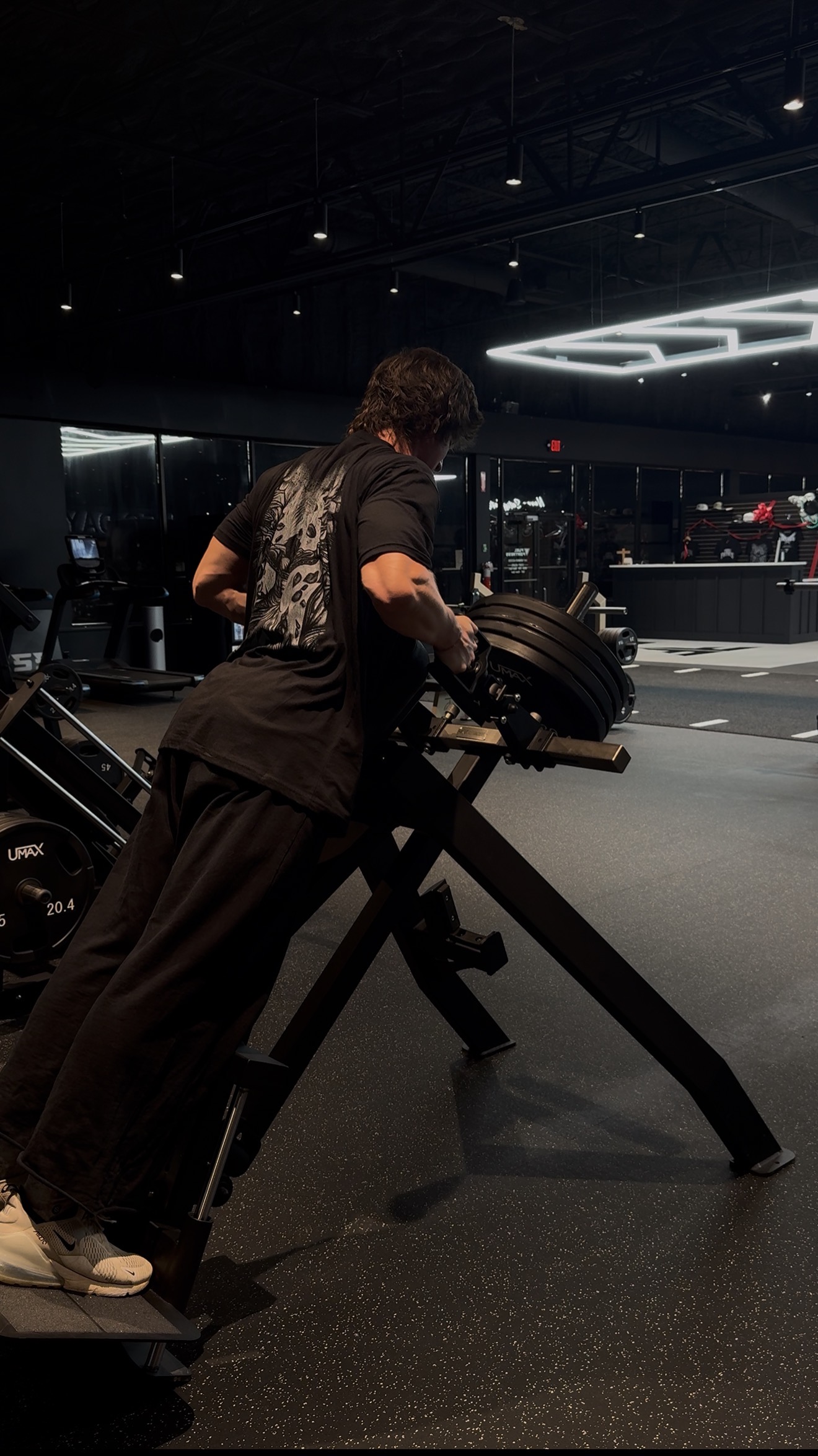 Preston Smith training in the gym